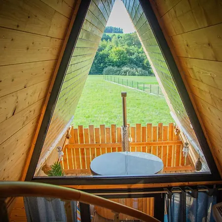 Domaine De La Voge & Chalets Et Spa Xertigny Buitenkant foto